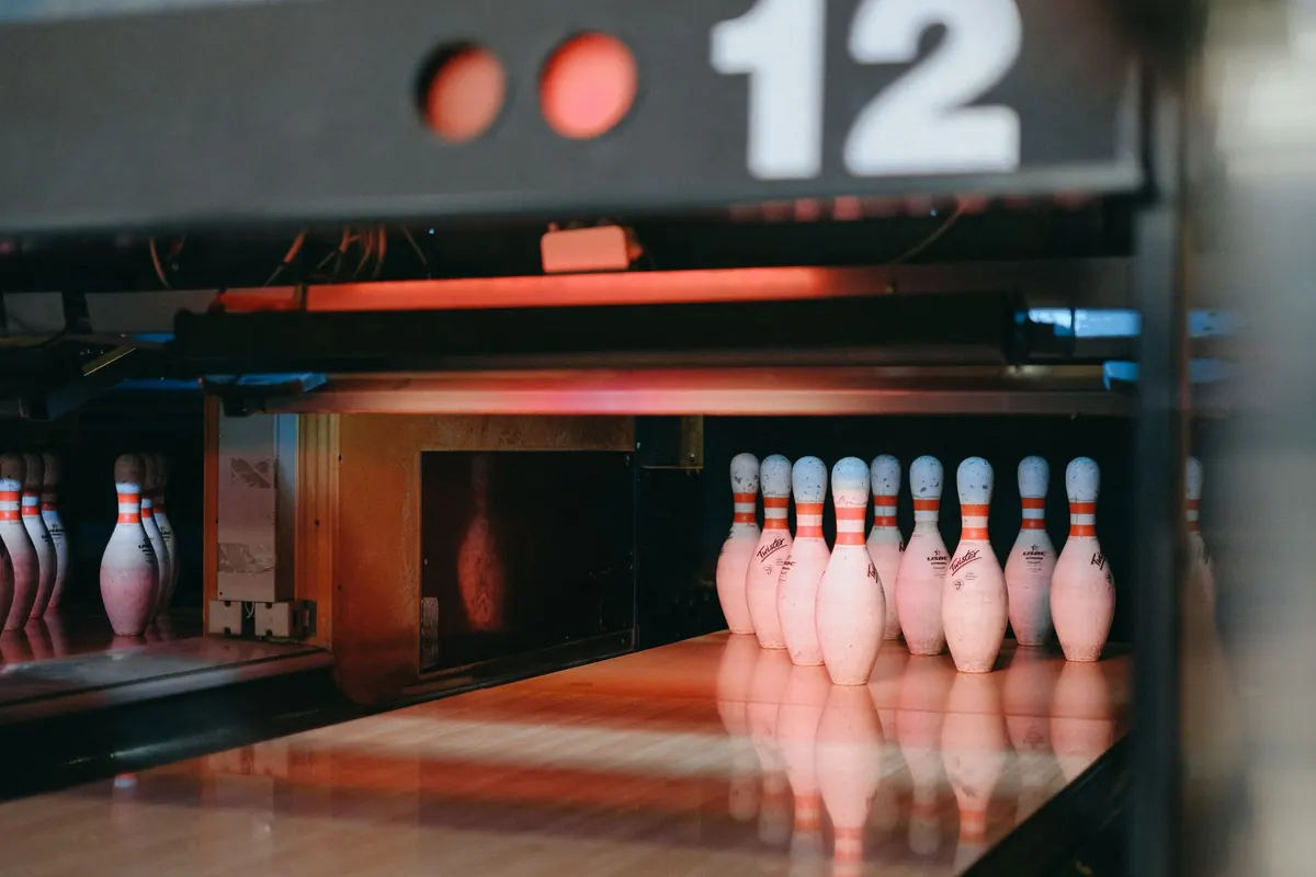 Bowling Alley Review Checklist: 10 Things to Inspect Before You Book a League Night
